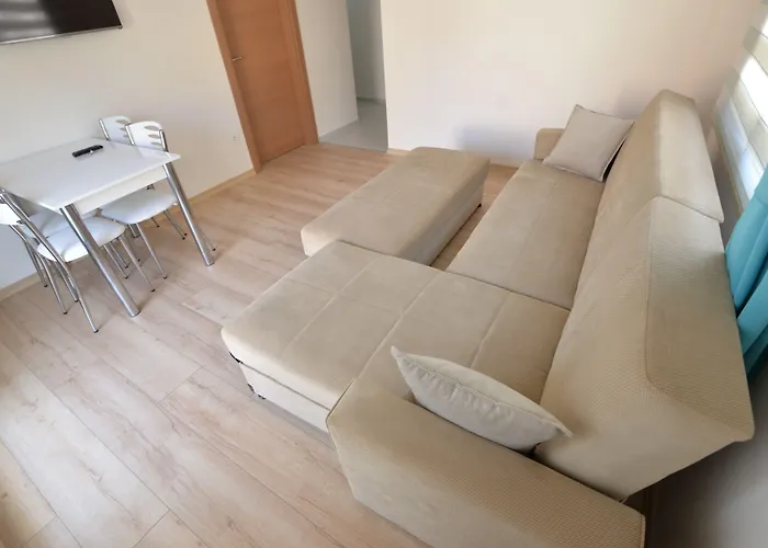 Arti̇m Aparthotel 3*