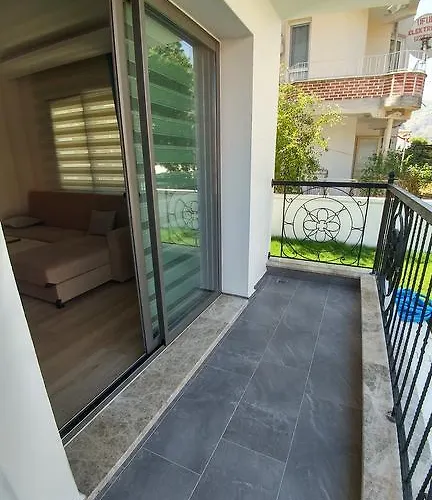 Aparthotel Arti̇m 3*