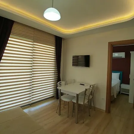 Apartmanhotel Arti̇m 3*