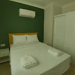 Ξενοδοχείο με διαμερίσματα Arti̇m 3*