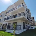 Arti̇m Φετιγιέ
