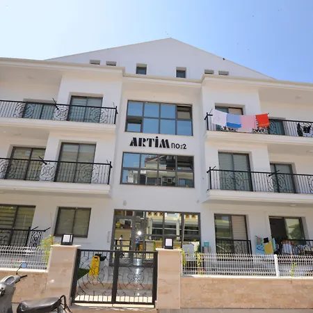 Arti̇m フェティエ