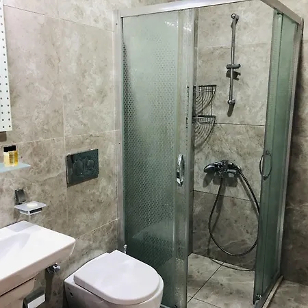 Arti̇m Apartahotel 3*